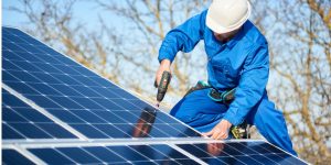 Installation Maintenance Panneaux Solaires Photovoltaïques à Bans